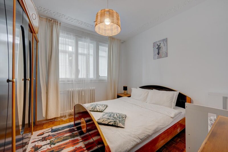 Ion Mihalache Investitie sau locuire 2 camere