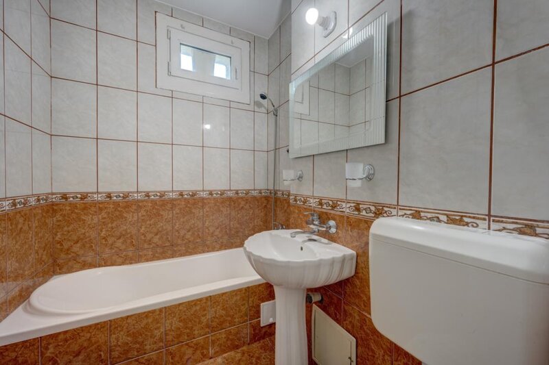Ion Mihalache Investitie sau locuire 2 camere